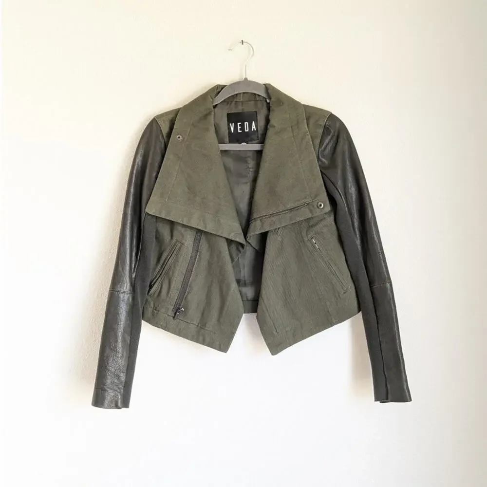 VEDA Women's Green and Black Leather Jacket - Picture 1 of 10